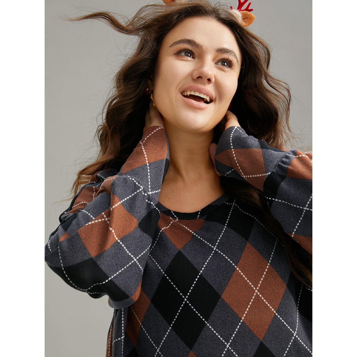 Plus Size Plaid Contrast Round Neck Dolman Sleeve T-shirt Multicolor Women Casual Contrast Plaid Round Neck Festival-Christmas T-shirts BloomChic 14-16/1X Product Image