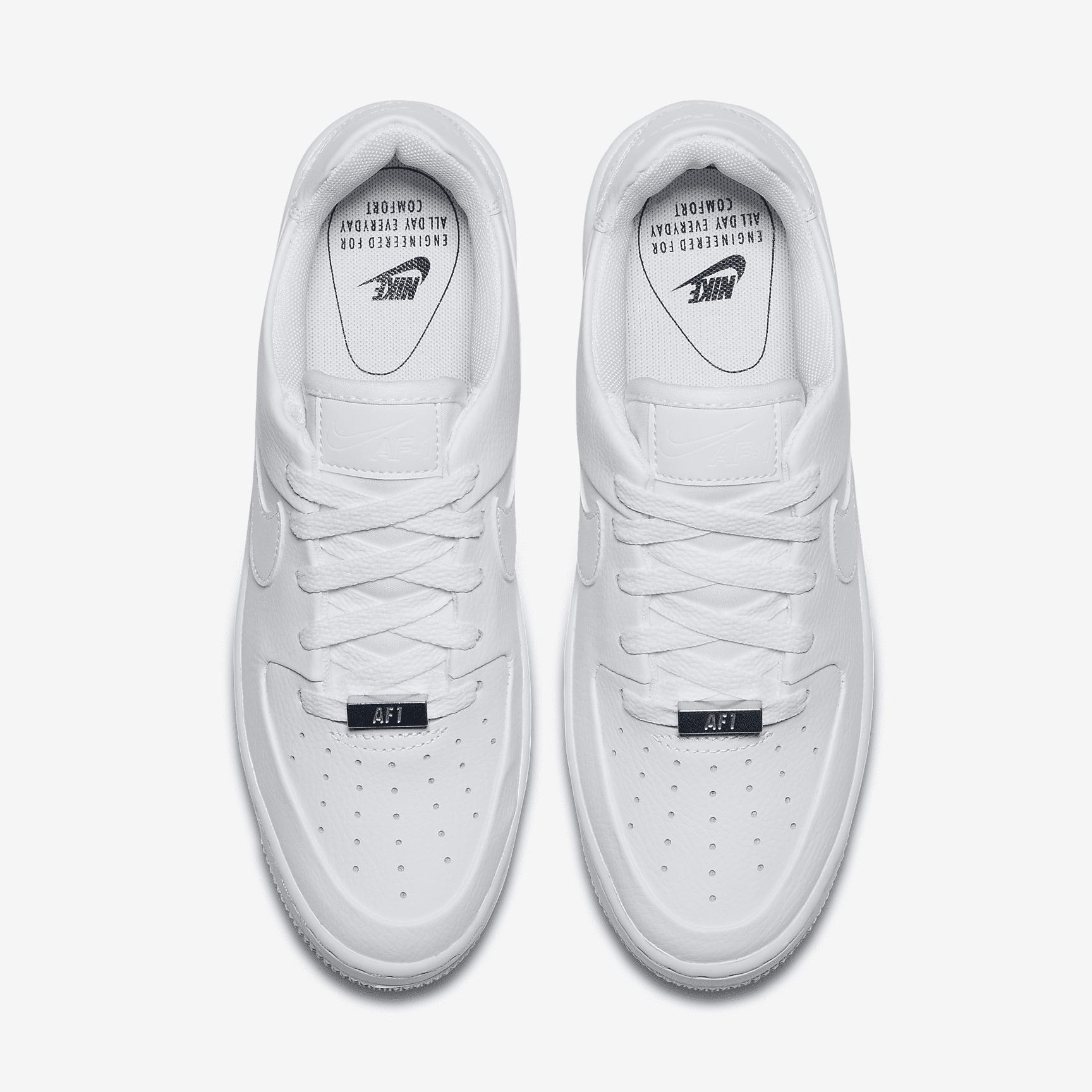 Nike Women's Air Force 1 Sage Low Shoes Product Image