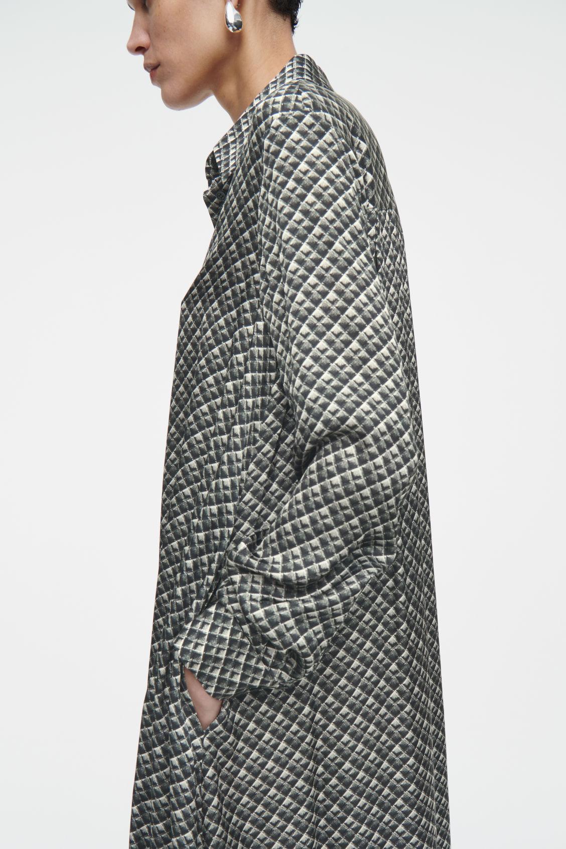 GEOMETRIC-PRINT MAXI SHIRT DRESS Product Image