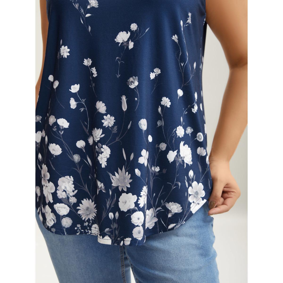 Plus Size Blooming Flowers Print Stretchy Vest Women Indigo Elegant Non V-neck Everyday Tank Tops Camis BloomChic 26/4X Product Image