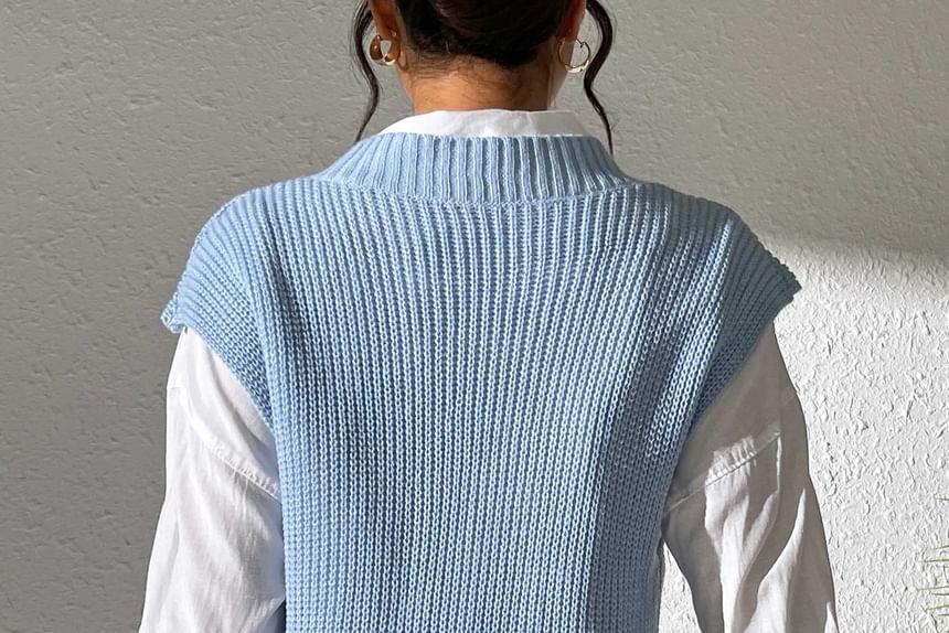 V-Neck Heart Embroidered Sweater Vest Product Image