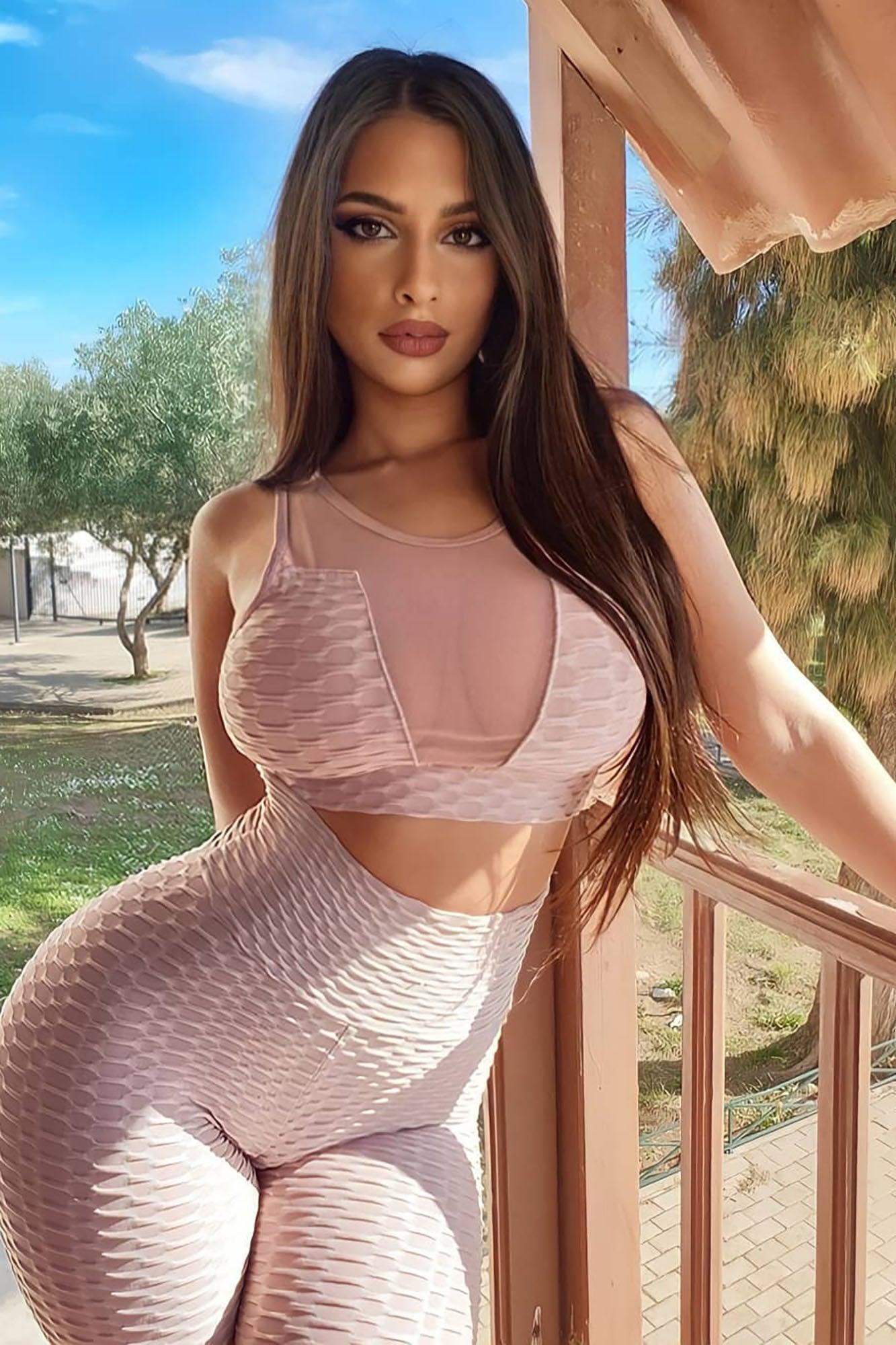 The Best Assets Textured Sports Bra - Mocha Product Image