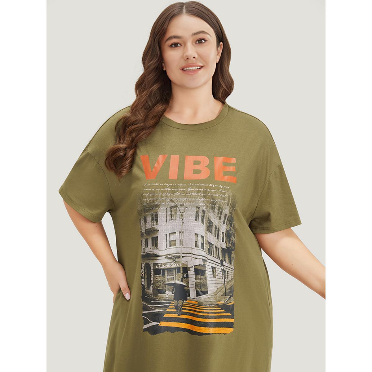 Plus Size Letter & Graphic Print Pocket Crew Neck Dress ArmyGreen Women Casual Plain Curvy Midi Dress BloomChic 30/6X Product Image