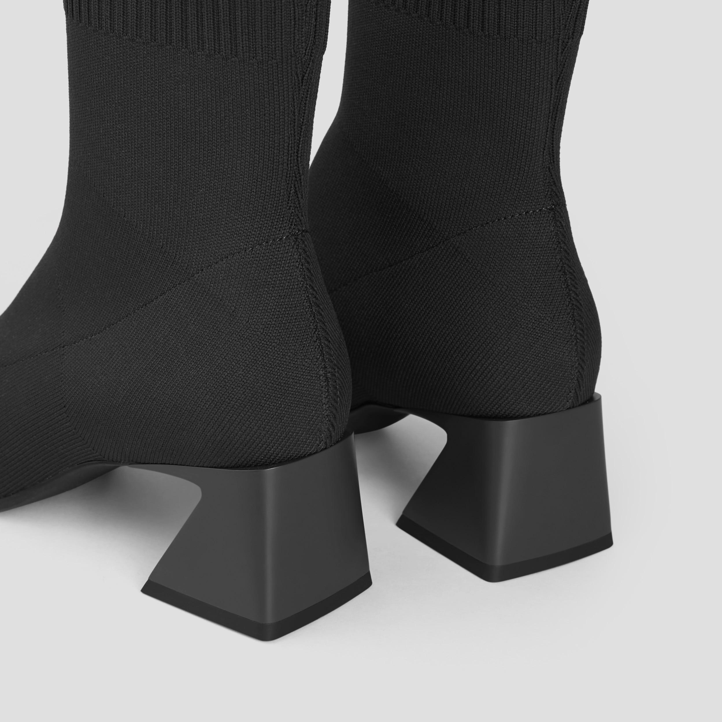 Square-Toe Water-Repellent Heeled Boots (Regina Pro) Product Image