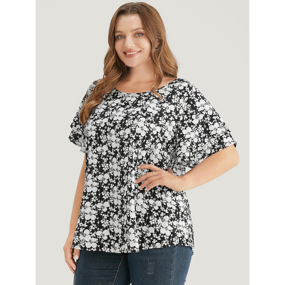Plus Size BlackFlower Ditsy Floral Tiered Sleeve Round Neck Ruffle Blouse Women Elegant Short sleeve Round Neck Dailywear Blouses BloomChic 12/L Product Image
