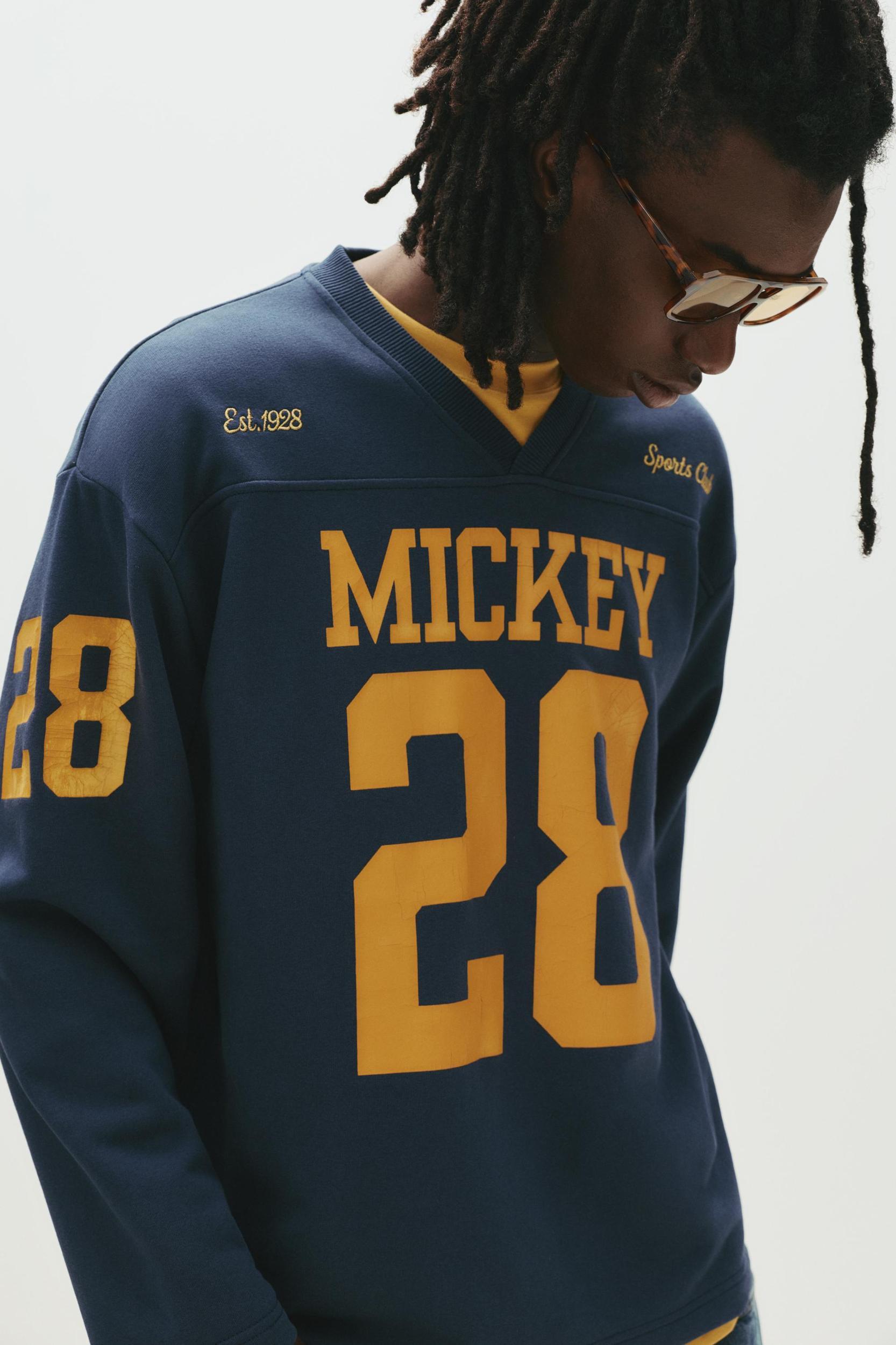 Mickey Mouse soccer sweatshirt Product Image