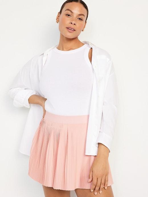 Extra High-Waisted StretchTech Micro-Pleated Skort Product Image