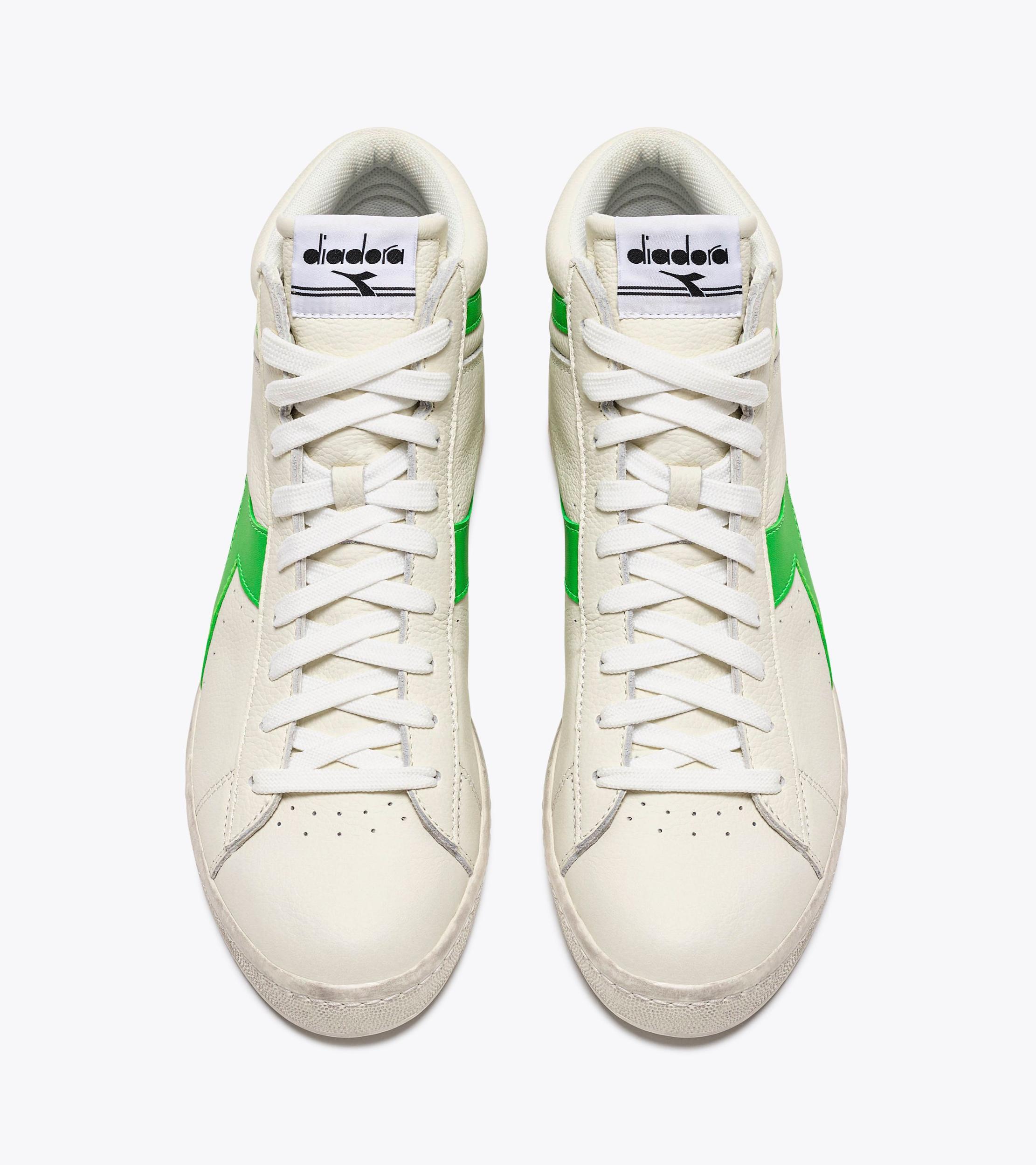 GAME L HIGH FLUO WAXED Product Image