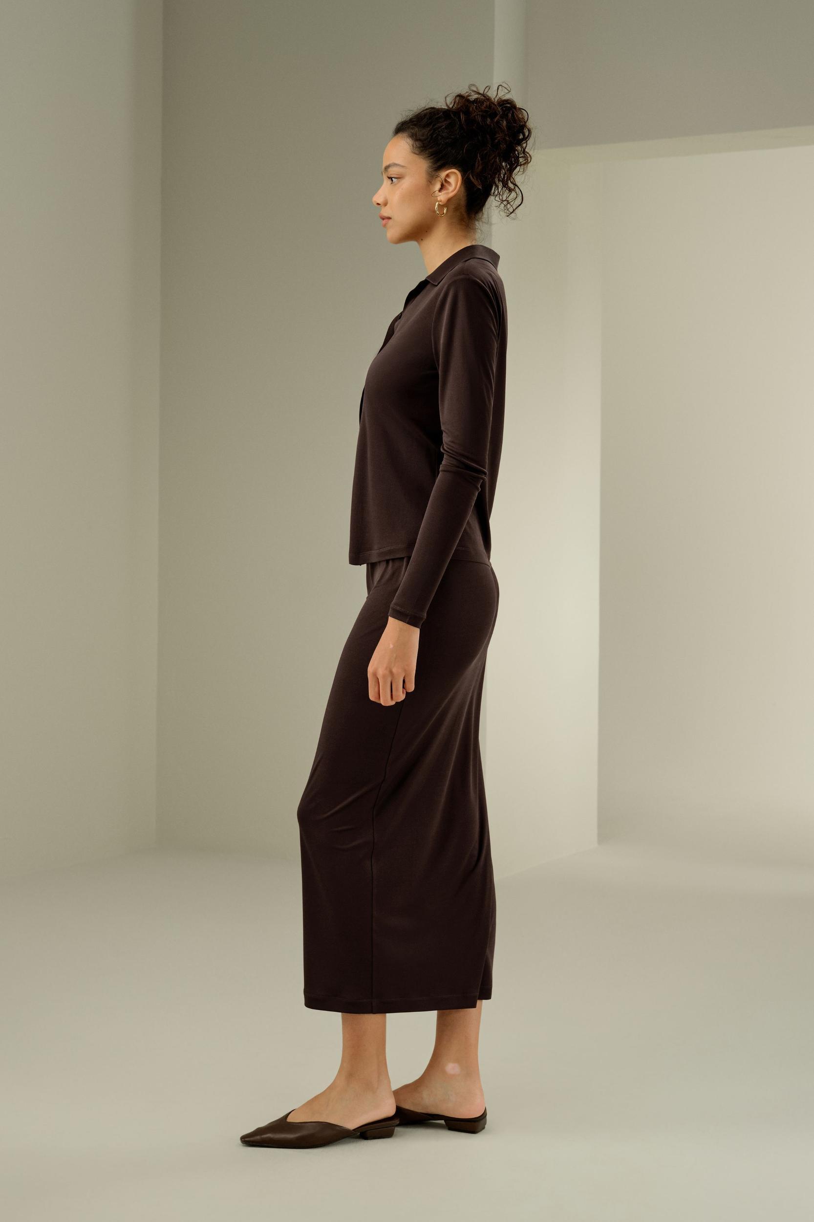 Elegant Silk Midi Skirt Product Image
