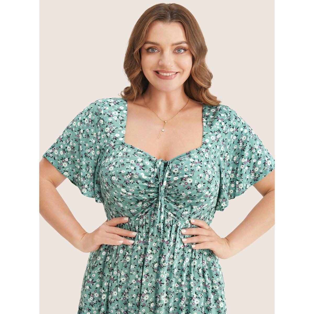 Plus Size Ditsy Floral Sweetheart Drawstring Pocket Tiered Dress Mint Women Elegant Non V-neck Short sleeve Curvy Midi Dress BloomChic 26/4X Product Image