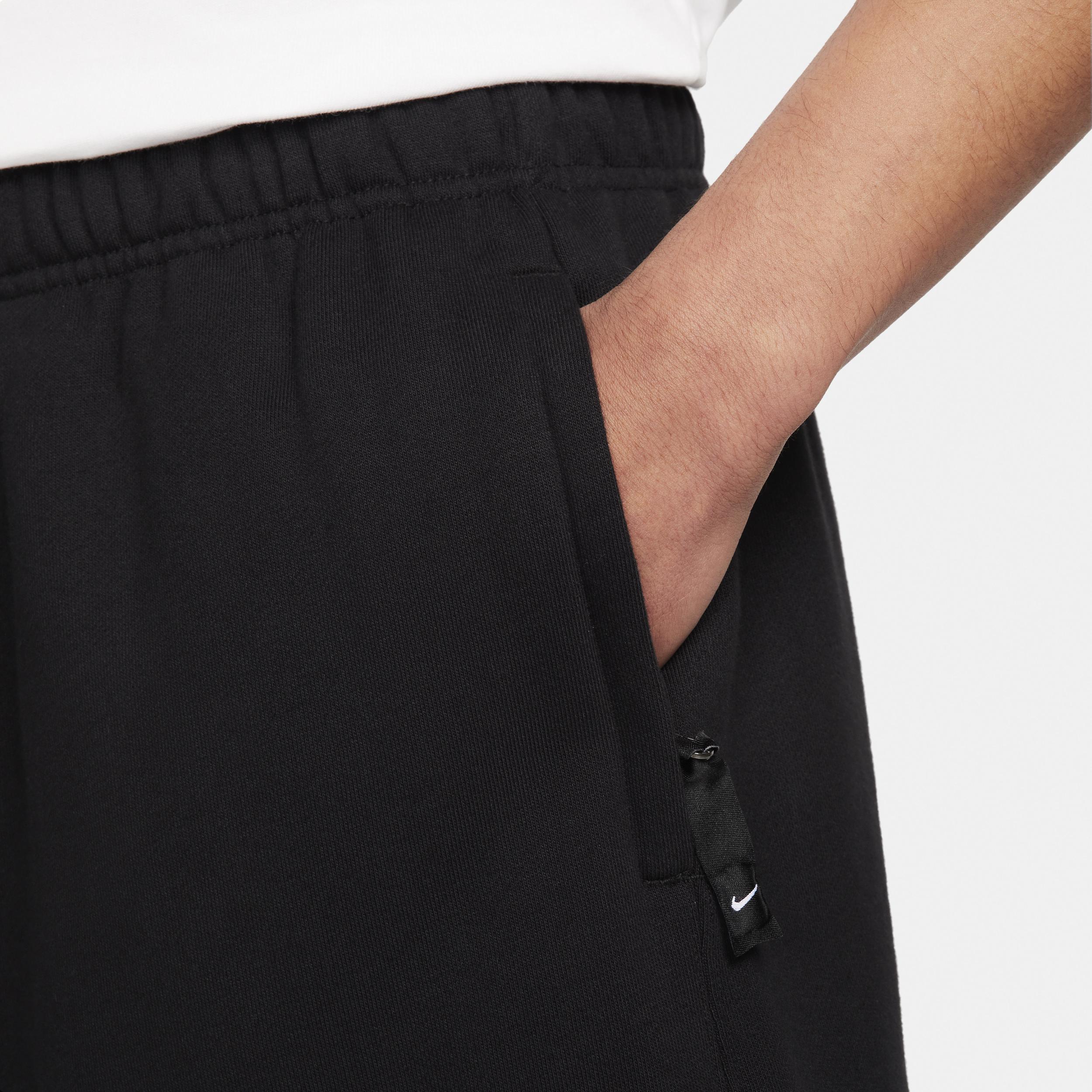 Nike Solo Swoosh Men's Fleece Shorts Product Image