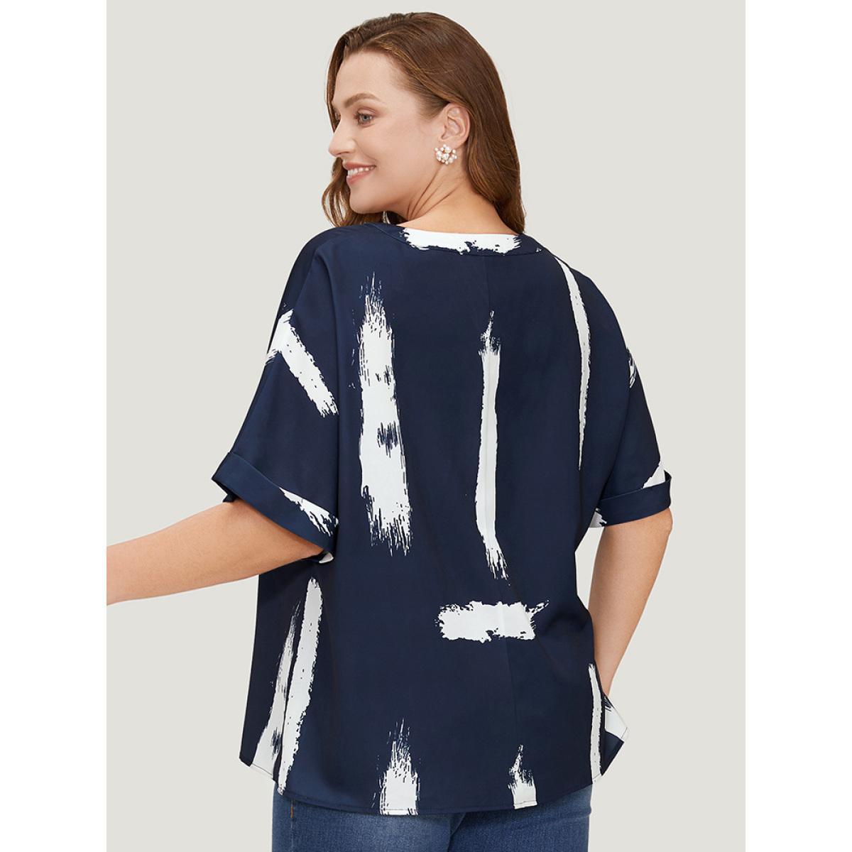 Plus Size Indigo Brush Print Rolll Batwing Sleeve Blouse Women Elegant Half Sleeve V-neck Dailywear Blouses BloomChic 22-24/3X Product Image