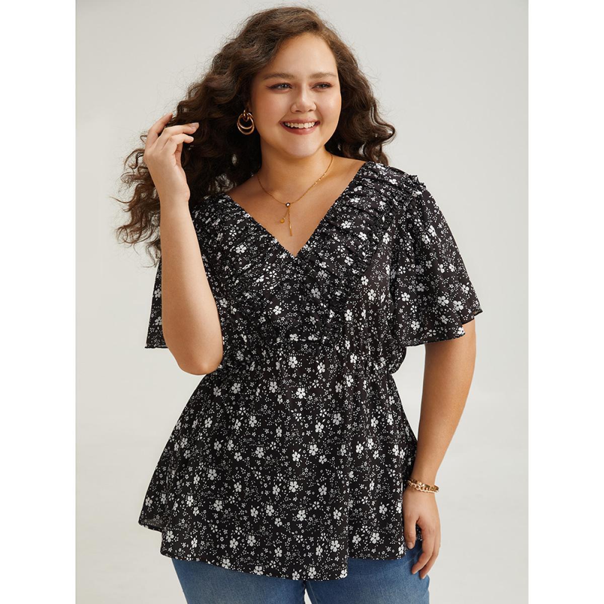 Plus Size Black Ditsy Floral Flutter Sleeve Ruched Blouse Women Elegant Short sleeve V-neck Dailywear Blouses BloomChic 18-20/2X Product Image