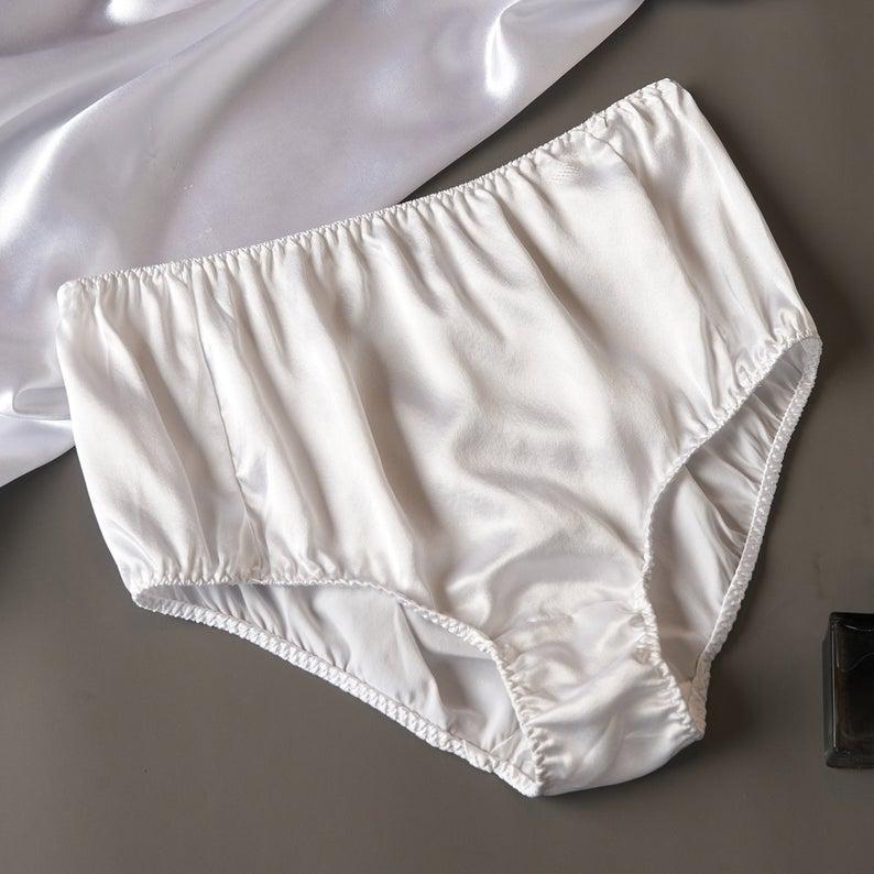 Black Pure Mulberry Silk Bikini Panties | Mid Waist | 22 Momme | Float Collection Product Image
