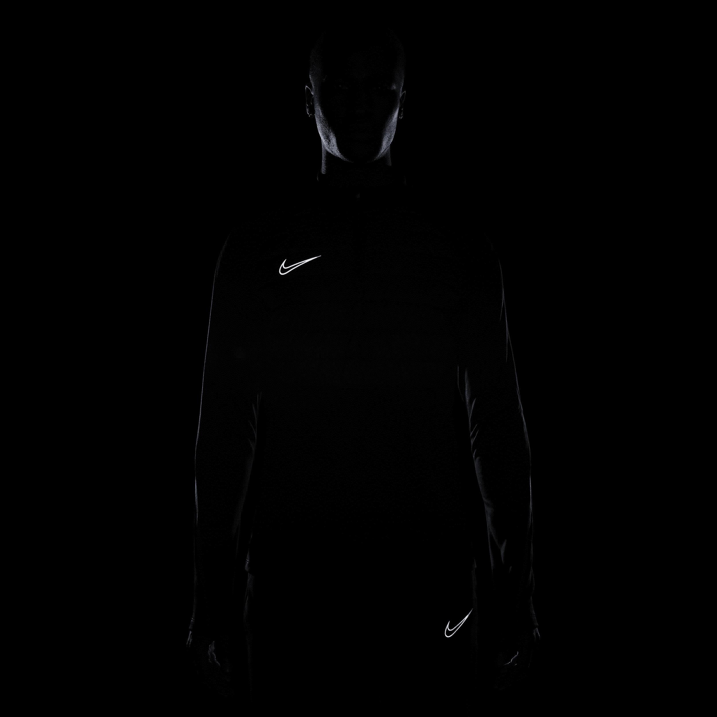 Nike Men's Academy Winter Warrior Therma-FIT 1/2-Zip Soccer Top Product Image