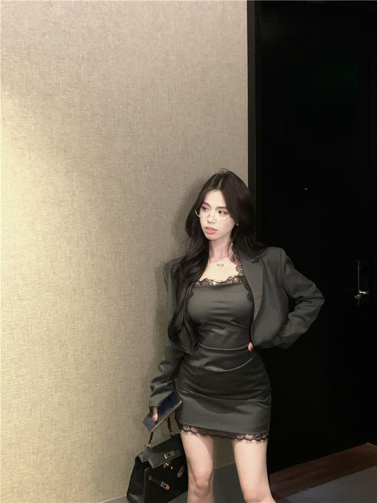 Spaghetti Strap Plain Lace Trim Mini Bodycon Dress / Crop Single-Button Blazer Product Image