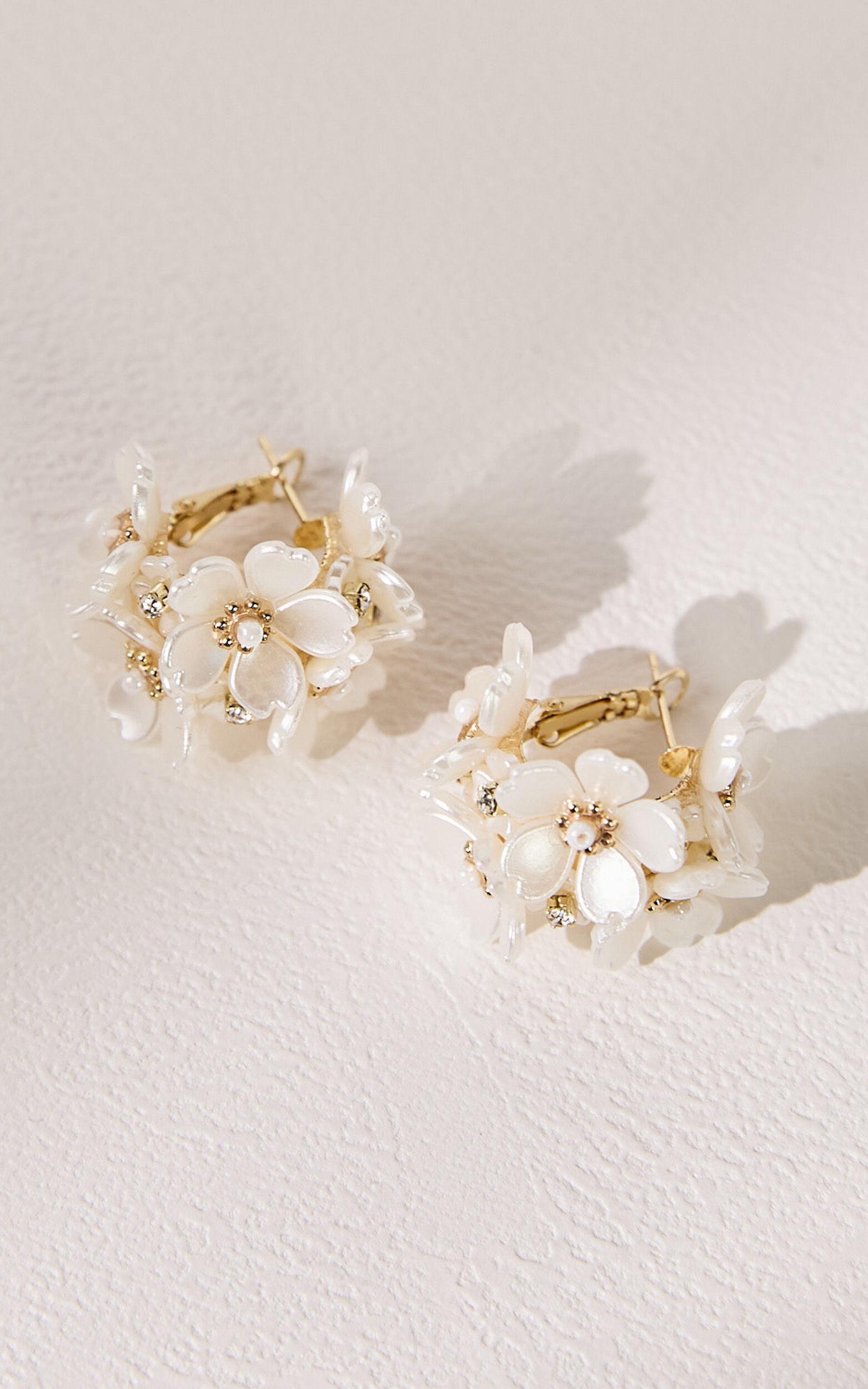 Camille Earrings - Pearl Flower Hoop Earrings in Shell Product Image