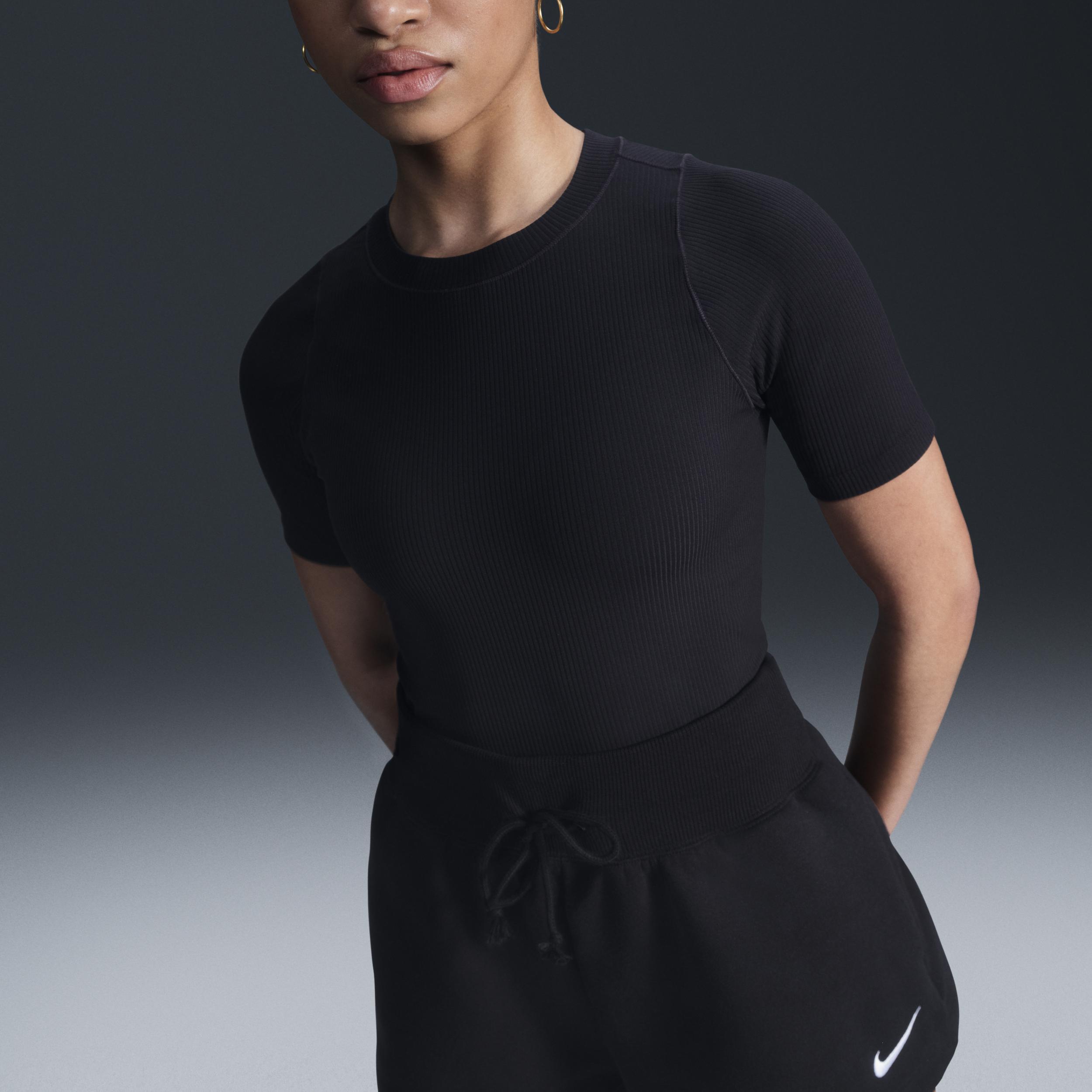 Nike fleece shorts Product Image