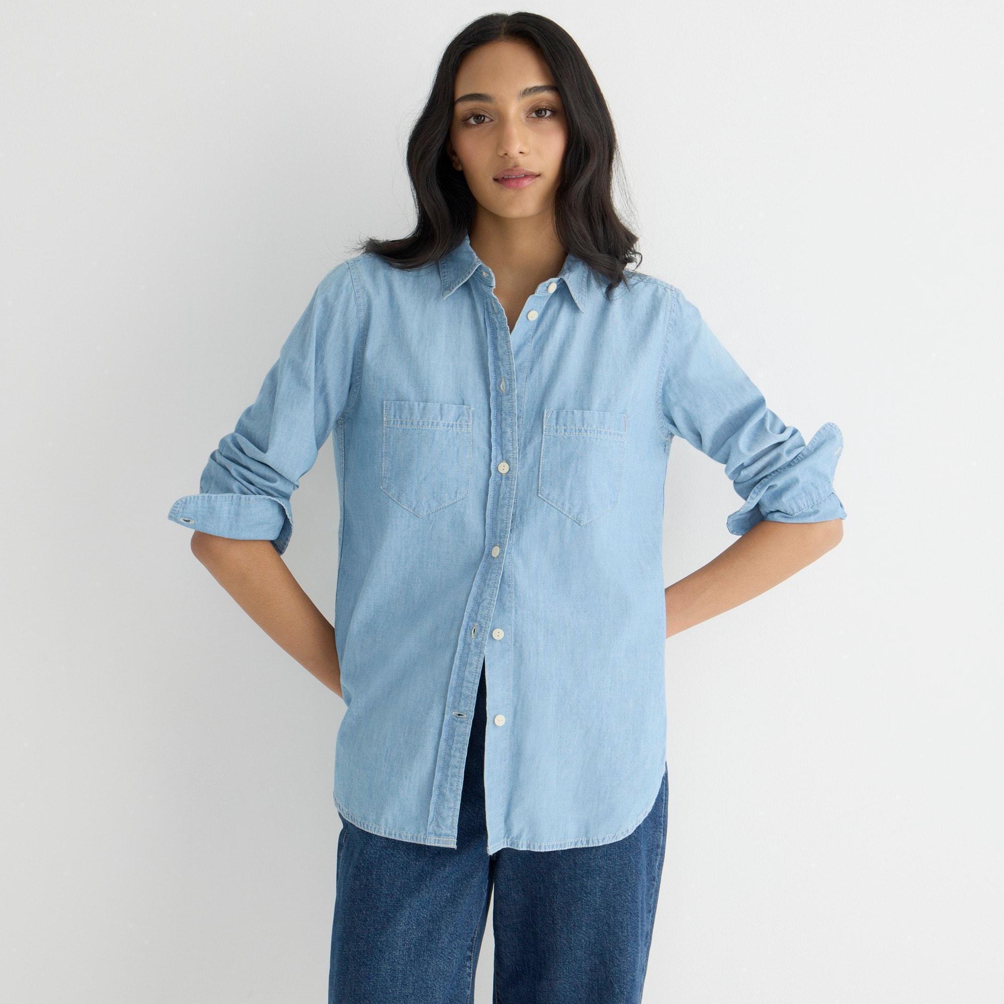 Classic-fit chambray shirt Product Image