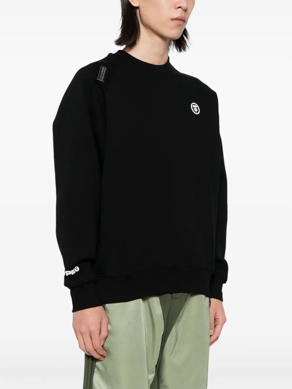 logo patch sweatshirts Product Image