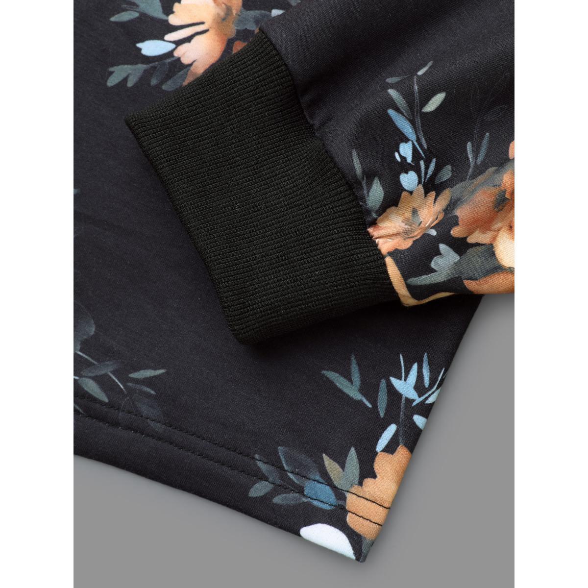 Plus Size Round Neck Natural Flowers Slightly Stretchy Sweatshirt Women Black Elegant Contrast Round Neck Everyday Sweatshirts BloomChic 12/L Product Image