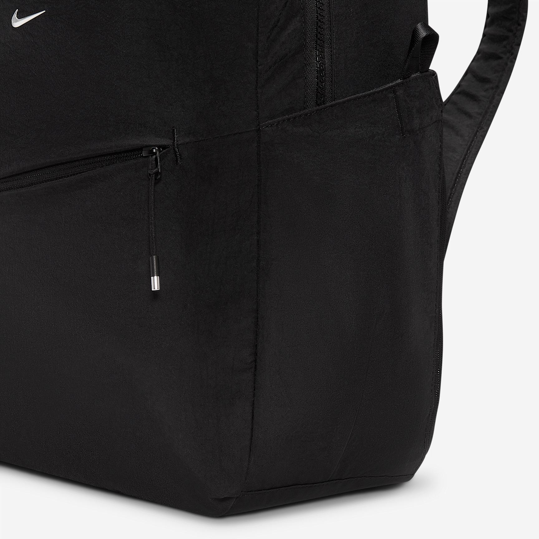 Nike Aura Backpack (24L) Product Image