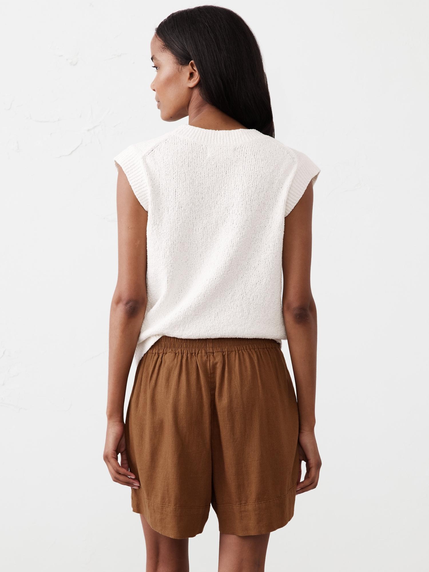 Linen-Blend Pull-On Short Product Image