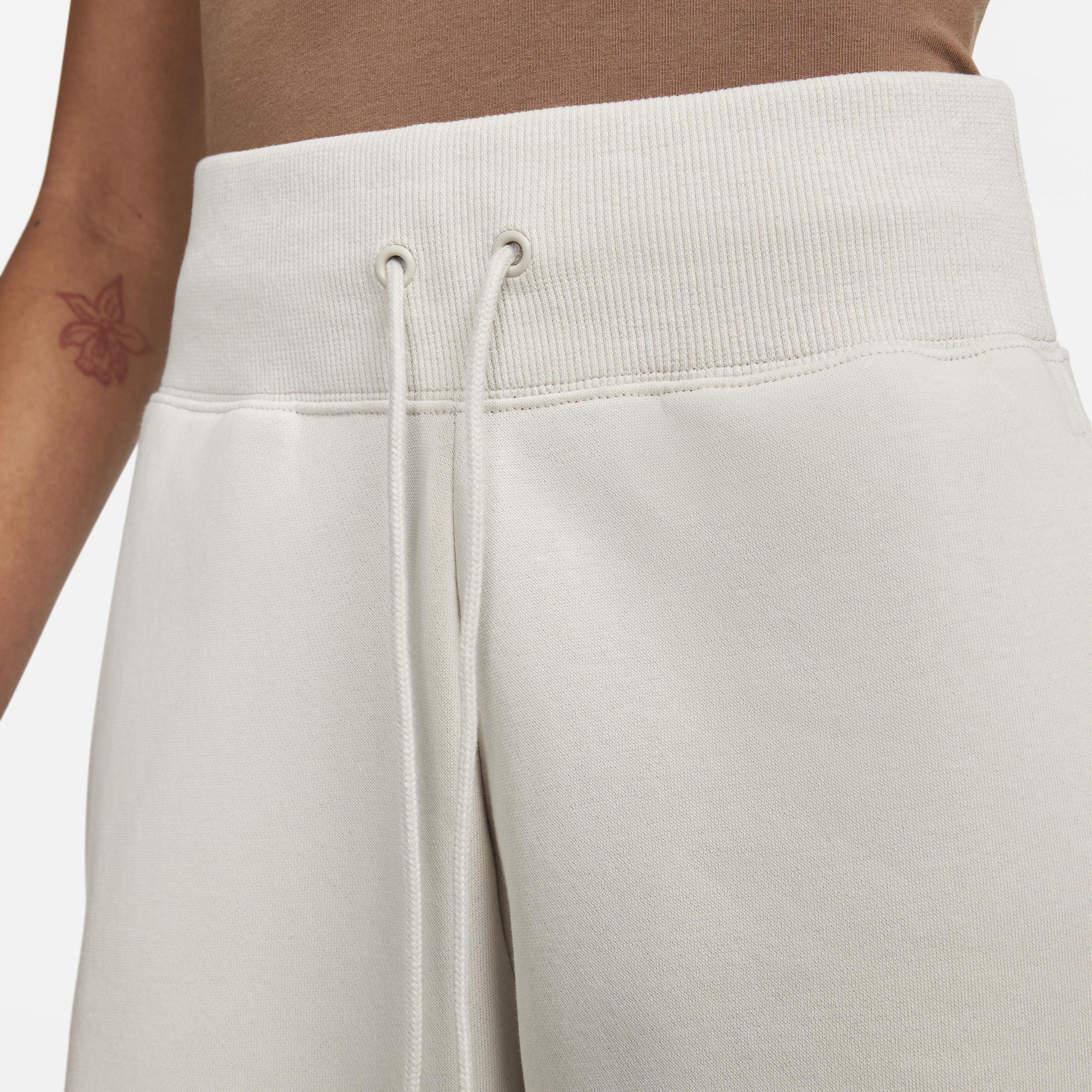 Women's Nike Sportswear Phoenix Fleece High-Waisted Wide-Leg Sweatpants Product Image