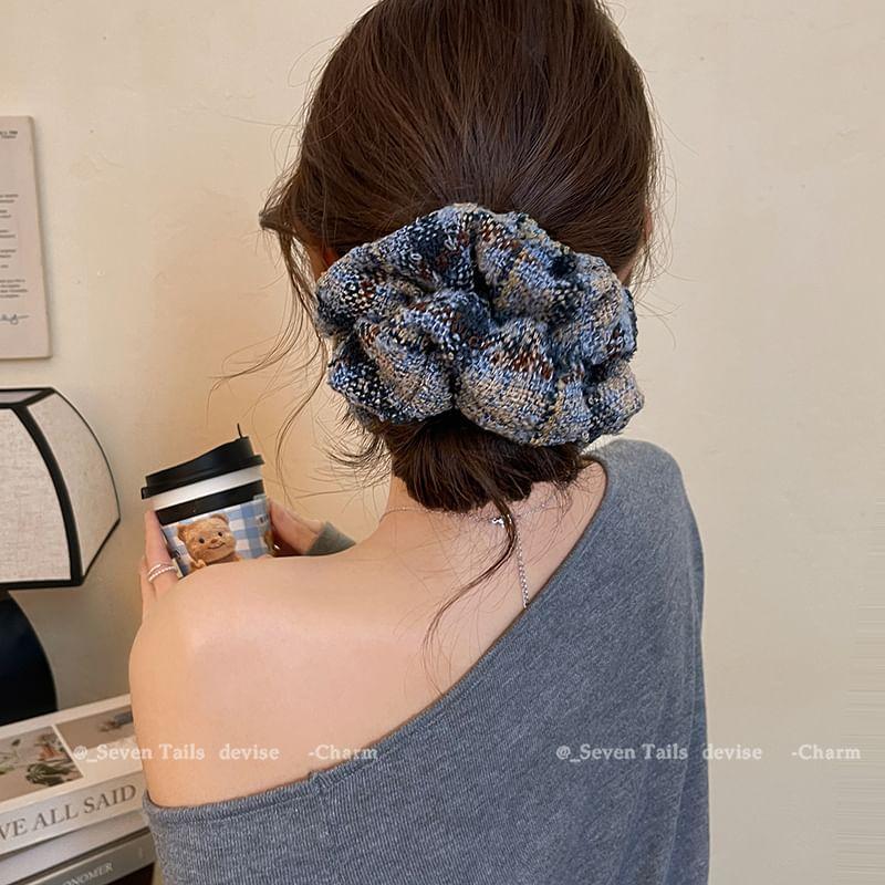 Plaid Hair Scrunchie Product Image