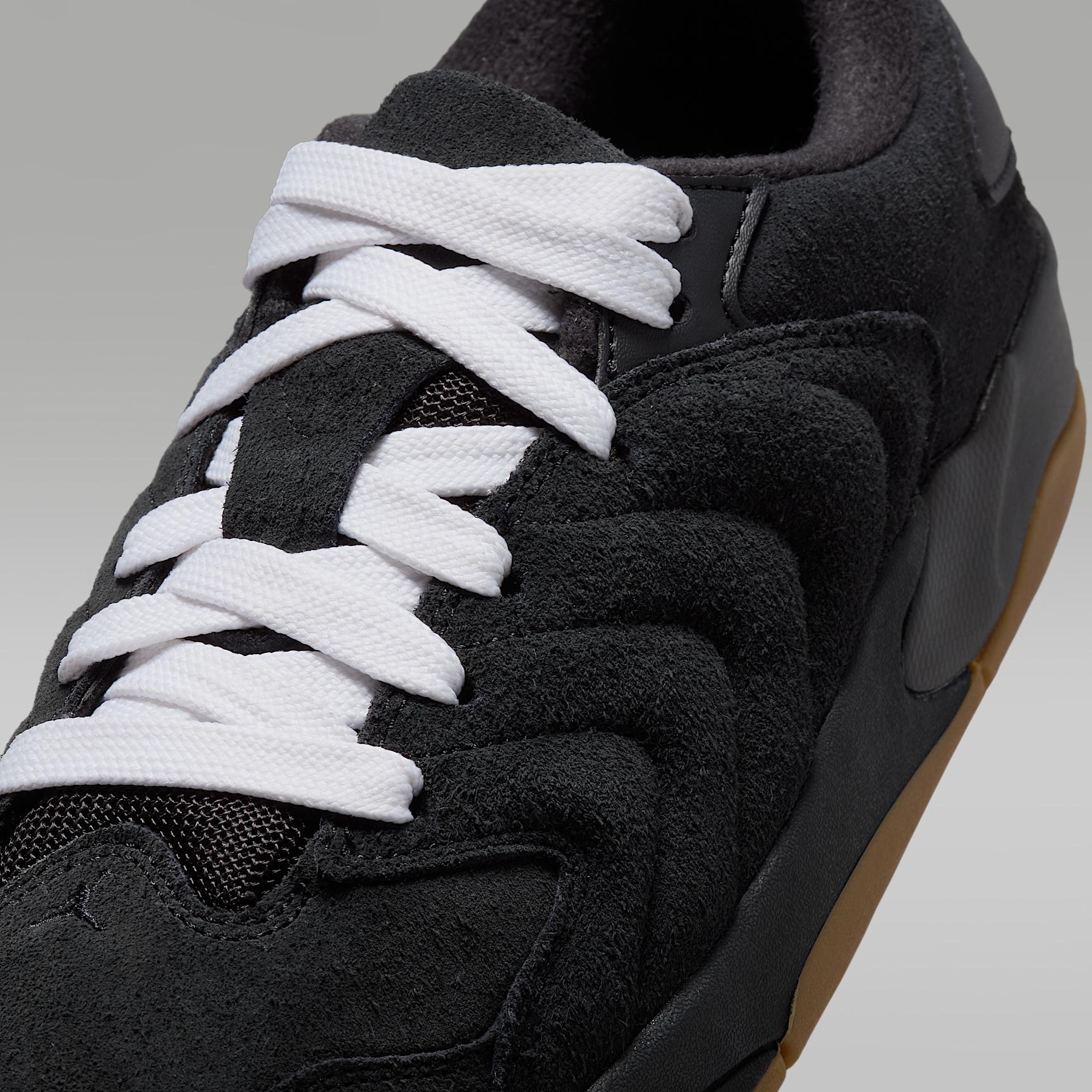 Men's Jordan Session Shoes Product Image