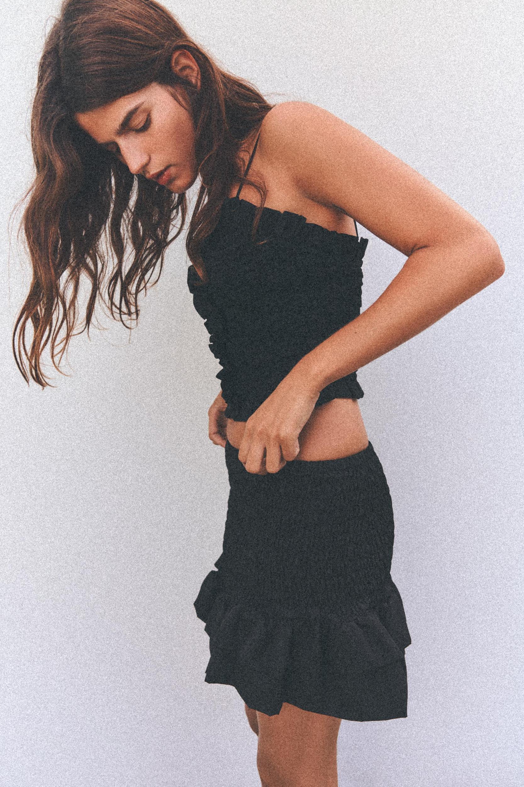 RUFFLED MINI SKIRT Product Image