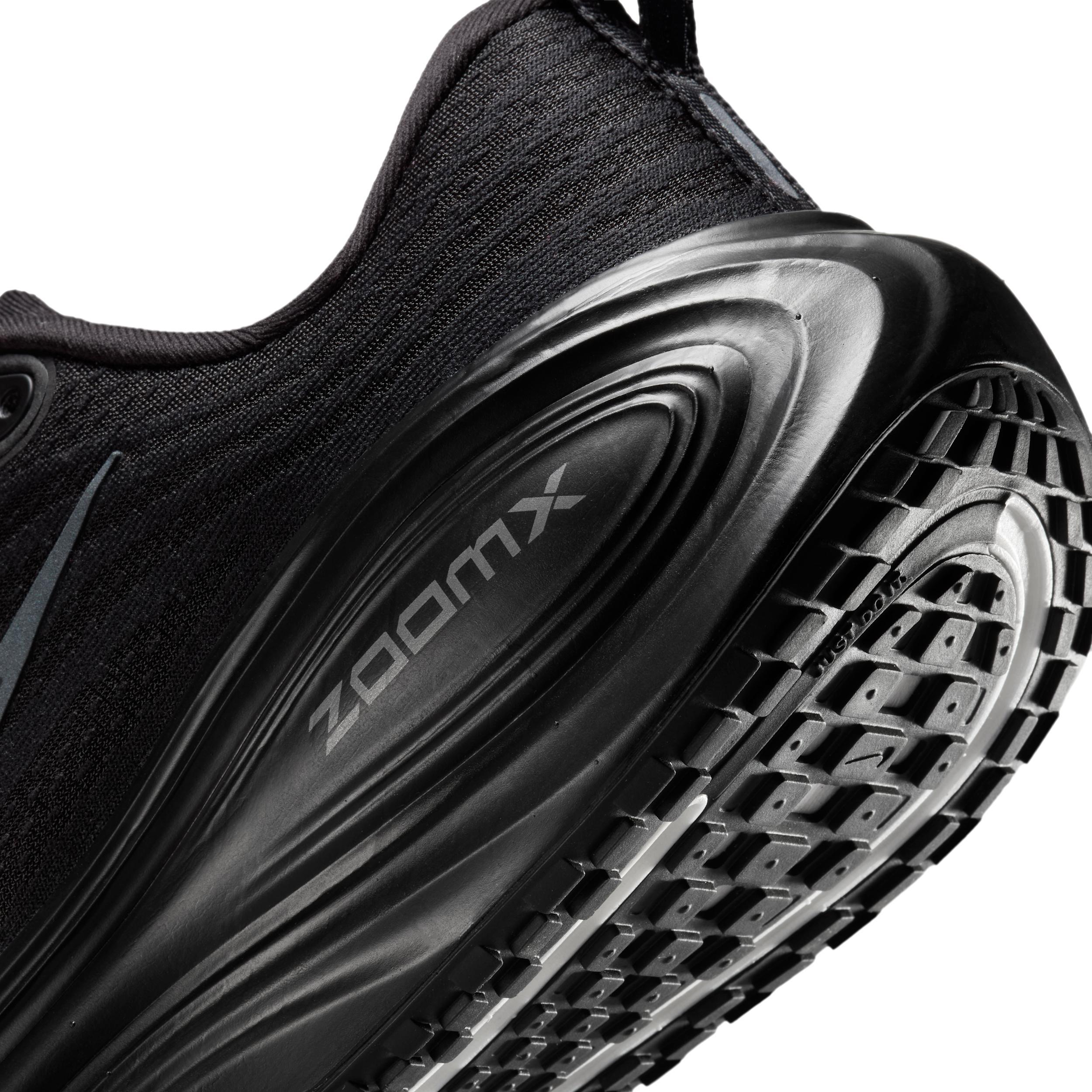 Nike Vomero Plus Women's Road Running Shoes Product Image