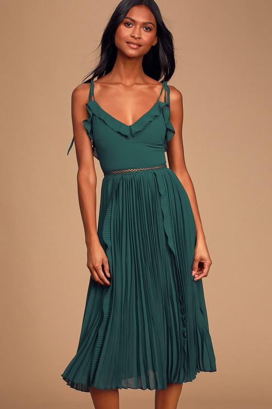 Never a Dull Moment Emerald Green Tie-Strap Pleated Midi Dress Product Image