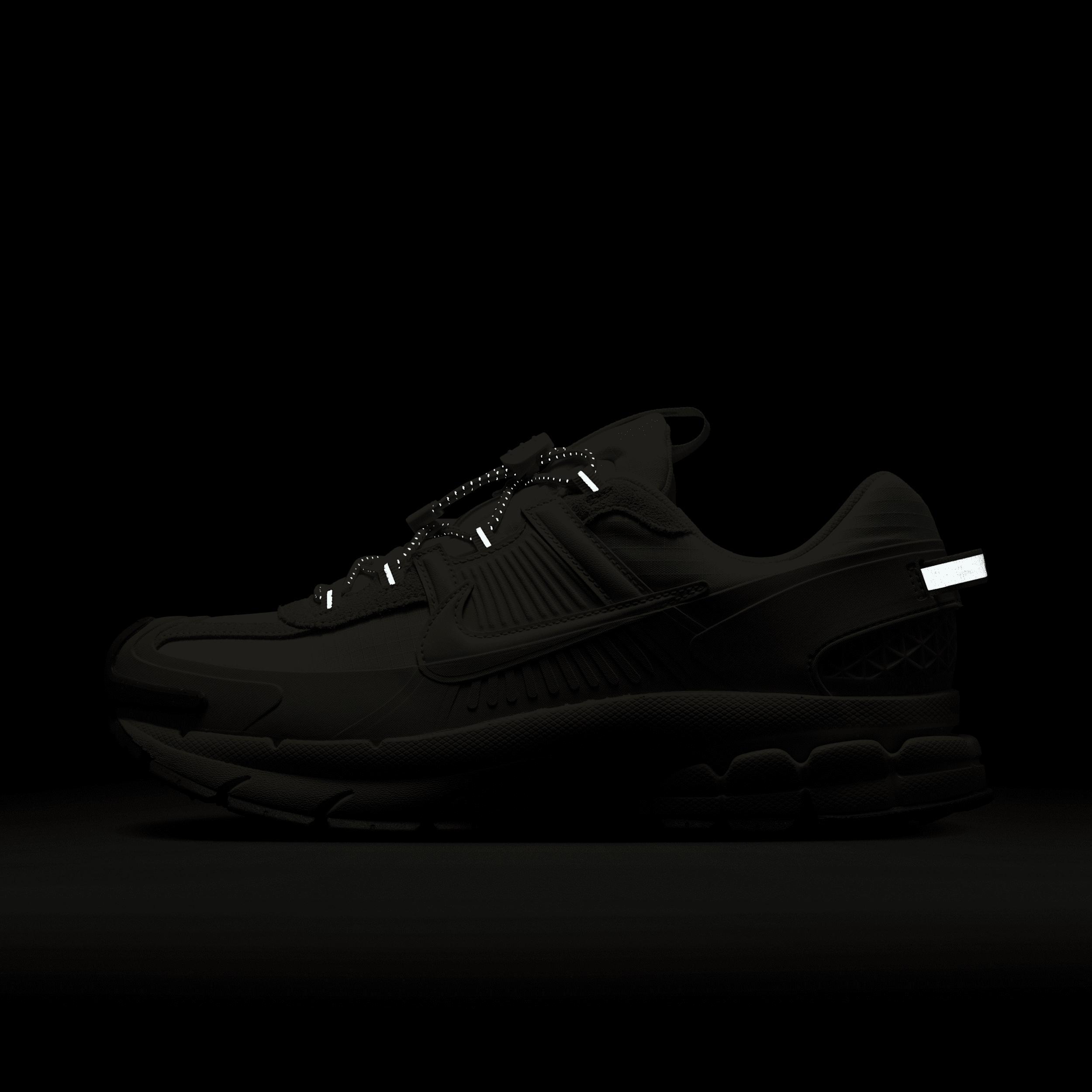 Nike Mens Zoom Vomero Roam Casual Shoes in College Grey/Vast Grey/White Product Image