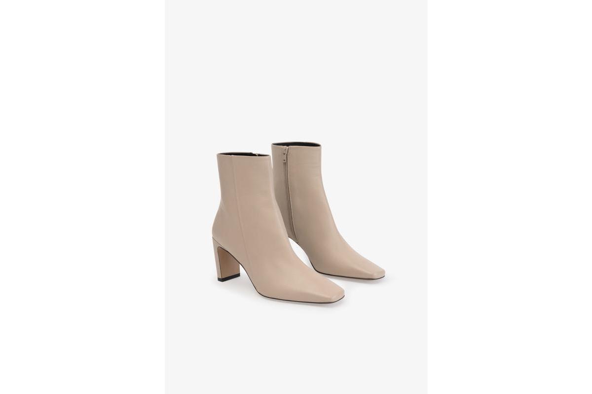 Marcella Womens Dorset Narrow Heel Boots Product Image