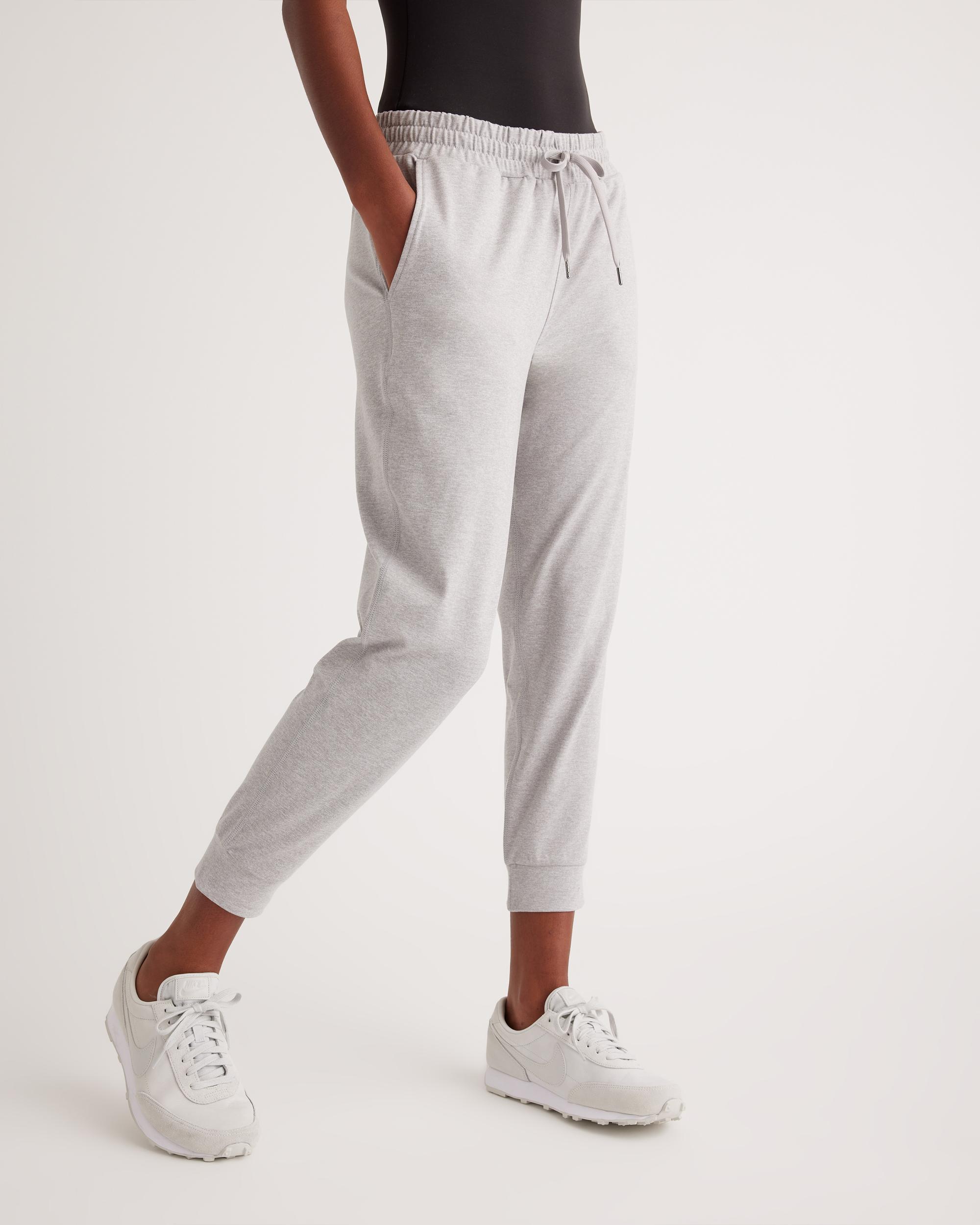 Quince | Women's Flowknit Mid-Rise Jogger Size XL, Recycled Poly with Stretch Product Image