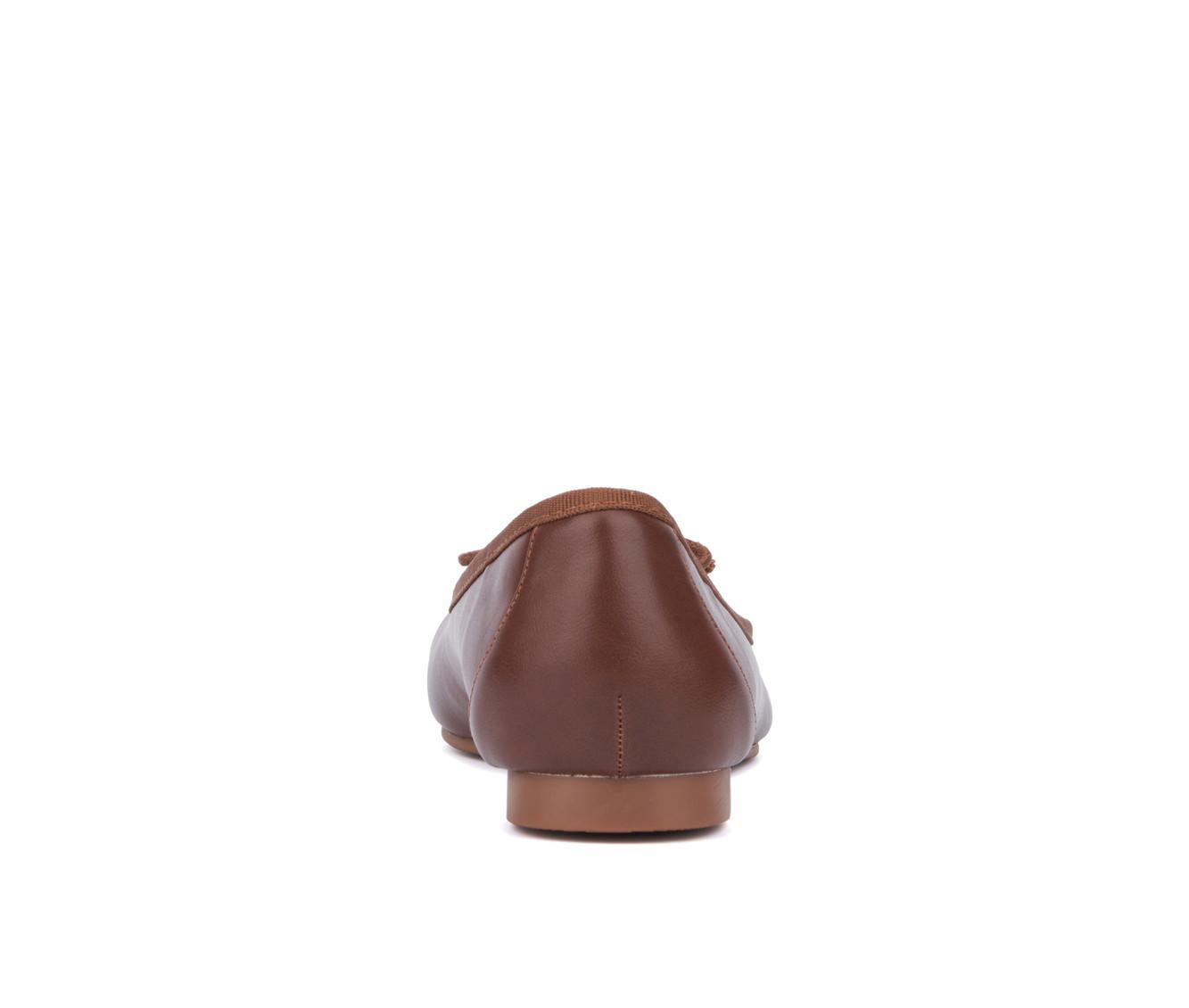 Women's New York and Company Paulina Flats Product Image