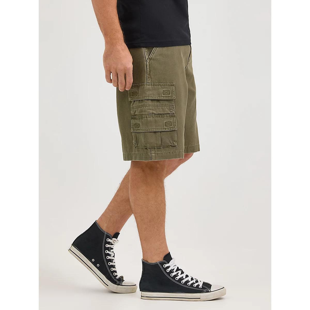 Men's Cargo Short in Pine Product Image