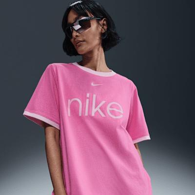 Nike Sportswear Essential Women's T-Shirt Product Image