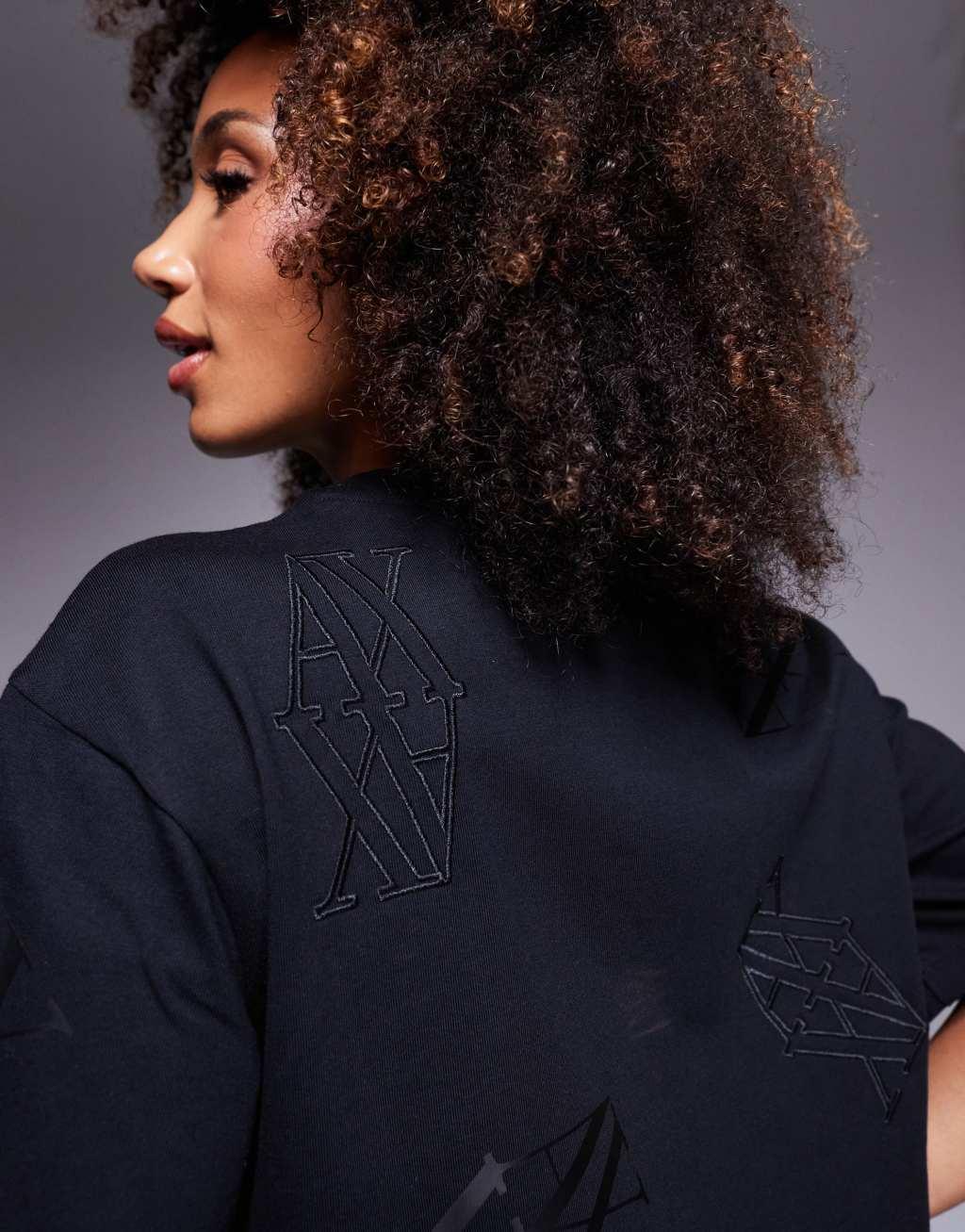Armani Exchange logo print T-shirt in black Product Image