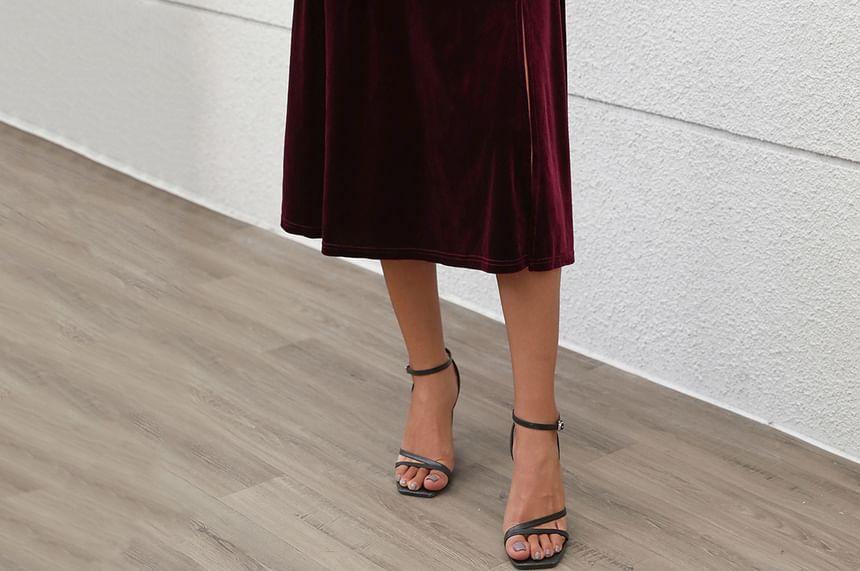 Long Sleeve Square Neck Velvet Midi Bodycon Dress Product Image