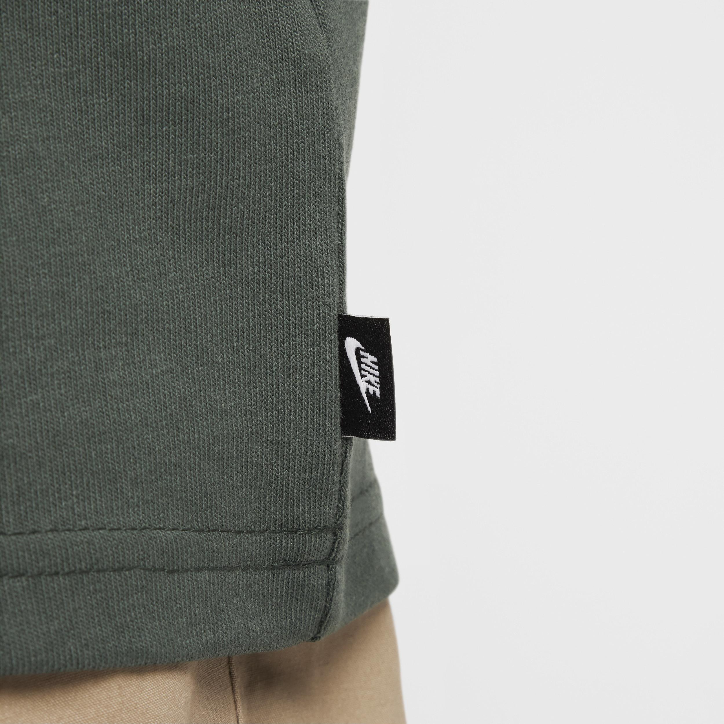 Men's Nike Sportswear Premium Essentials Pocket T-Shirt Product Image