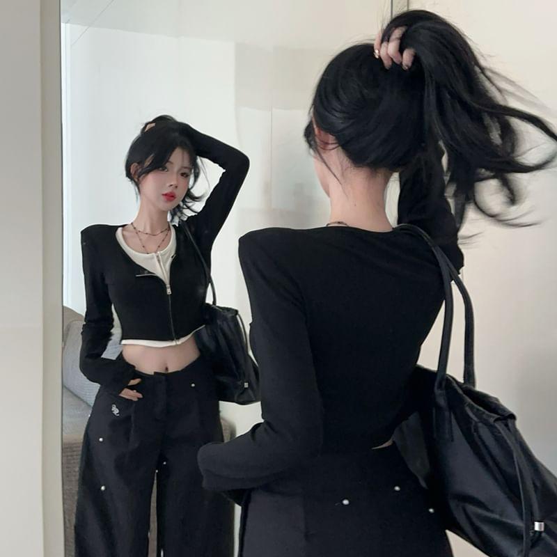 Mock Two-Piece Long-Sleeve Two Tone Zip-Up Crop Top Product Image