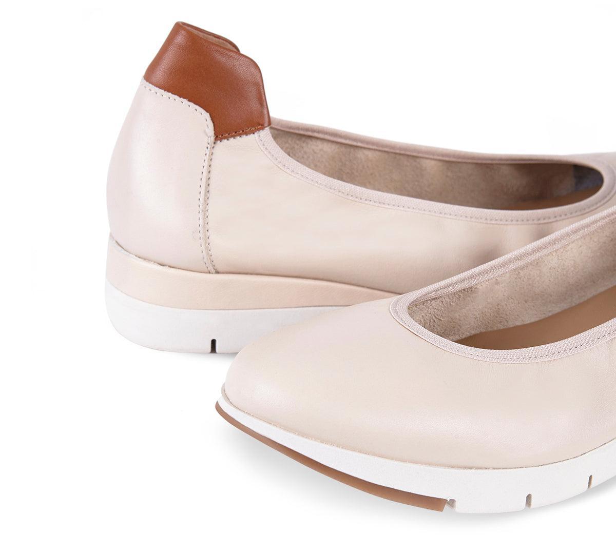 Promenade Beige Product Image