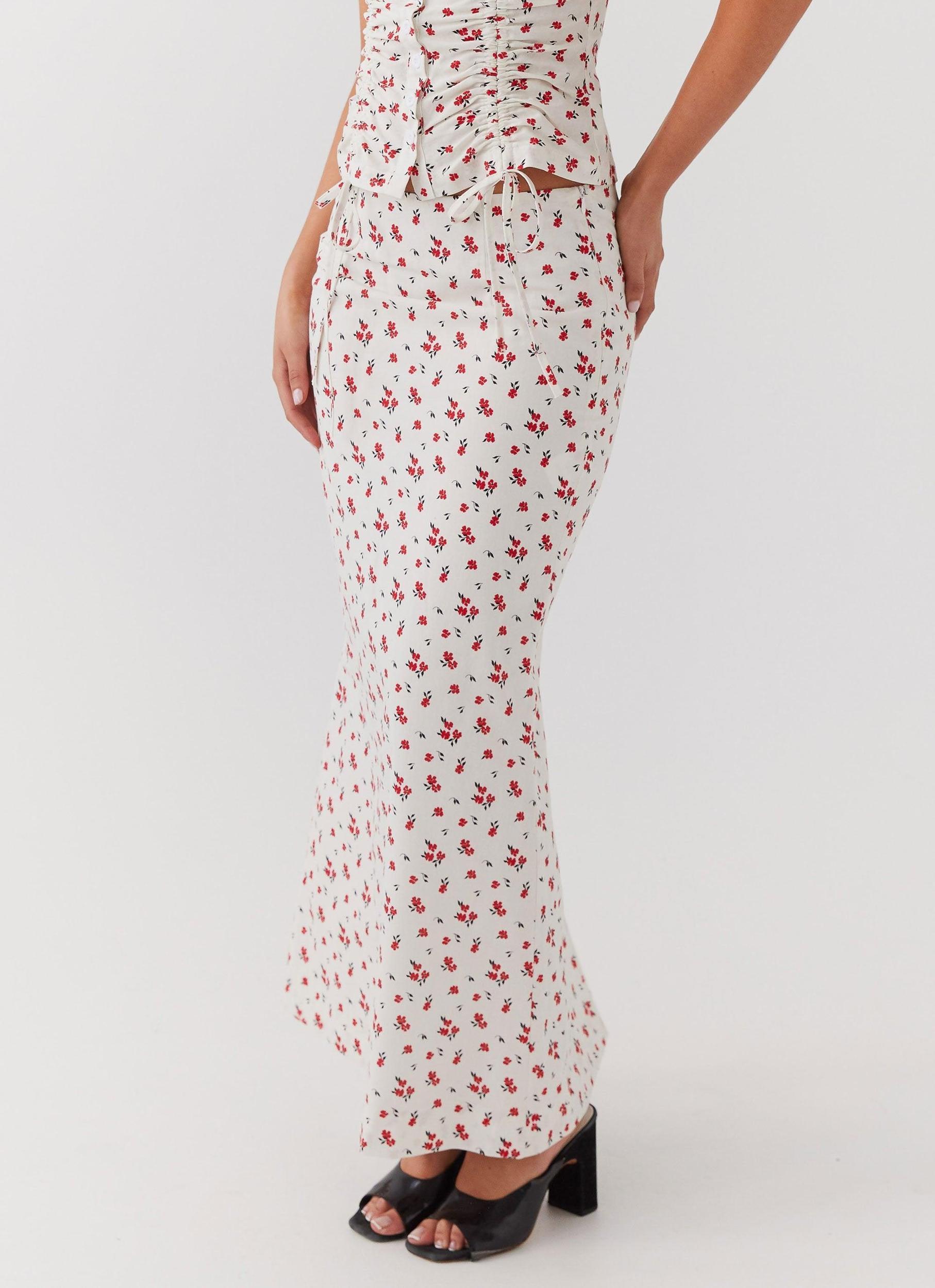 Ariana Linen Maxi Skirt - Poppy Floral Product Image