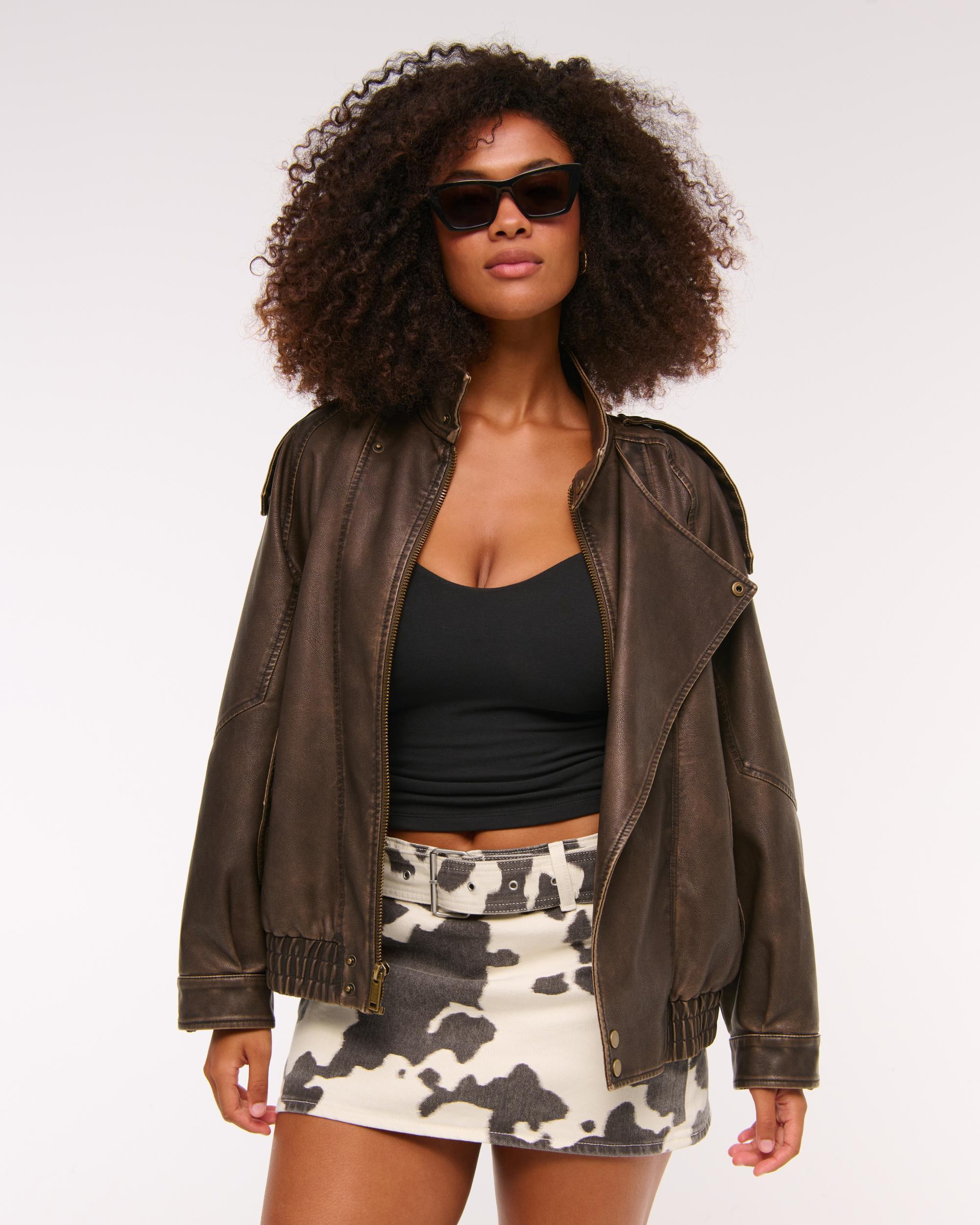 Curve Love Mid Rise Belted Denim Mini Skort Product Image