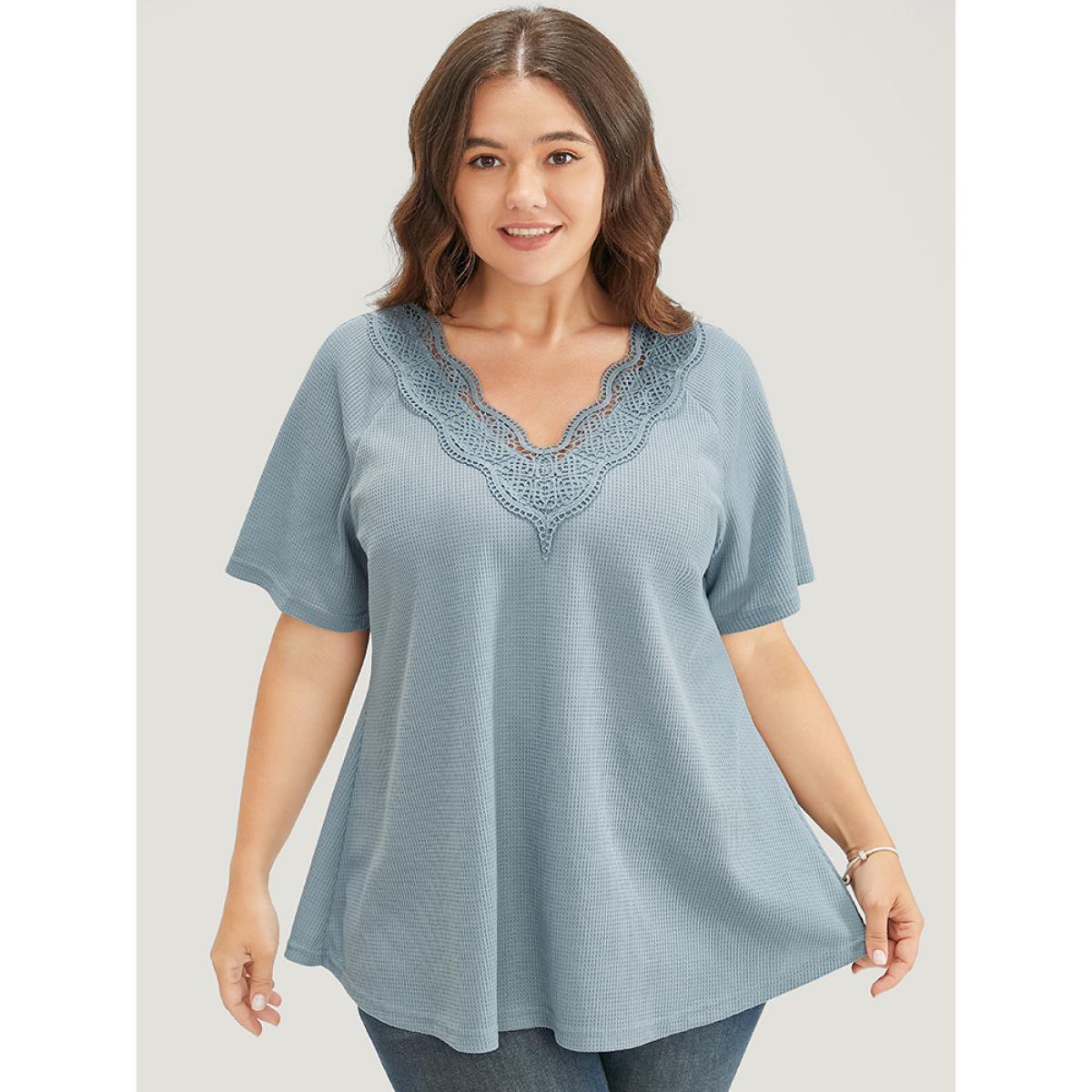 Plus Size Solid Raglan Sleeve Contrast Lace Waffle Knit T-shirt Stone Women Elegant Plain V-neck Dailywear T-shirts BloomChic 12/L Product Image