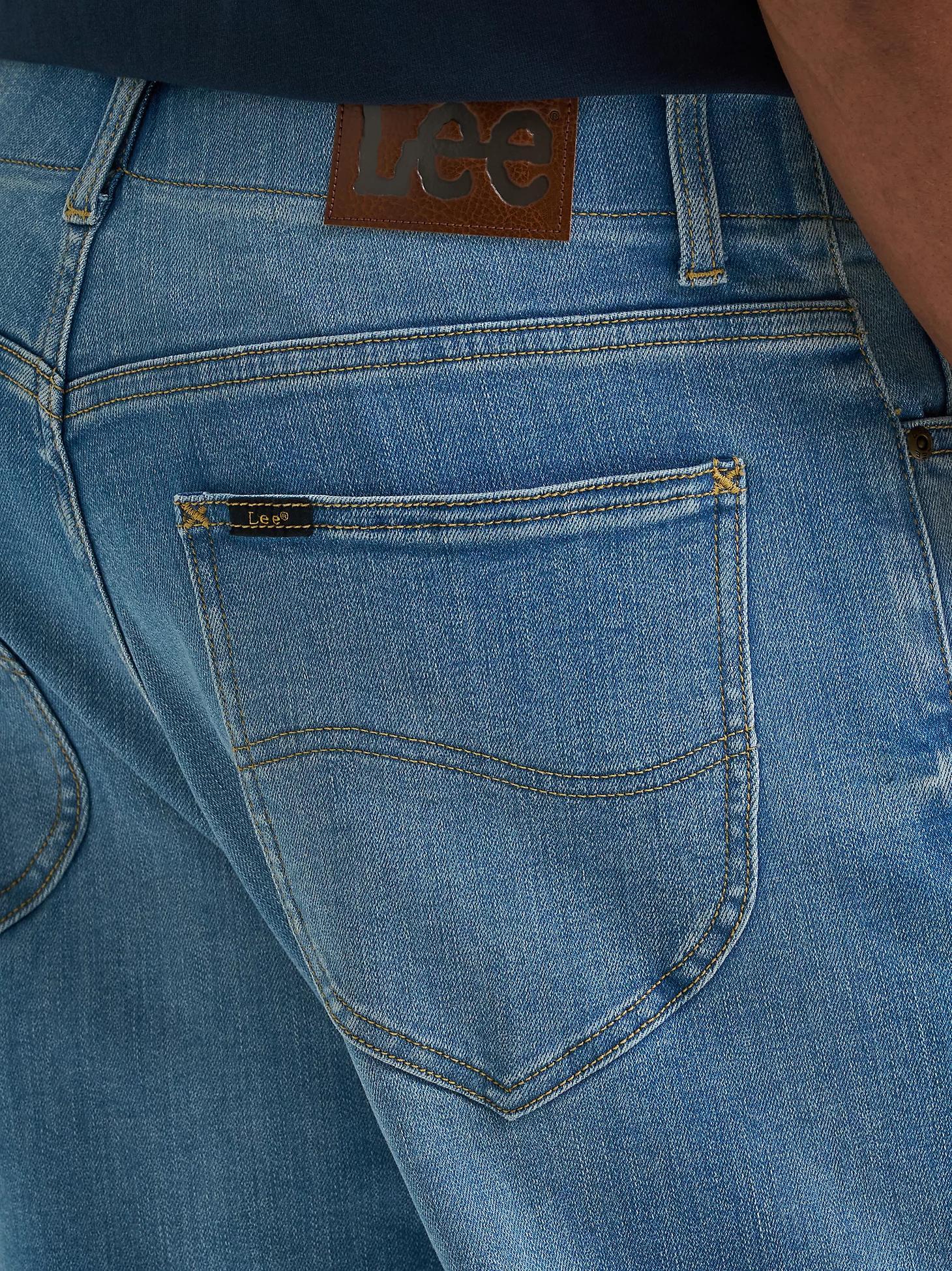 Men's Extreme Motion Loose Jean | Men's Jeans | Lee® Product Image