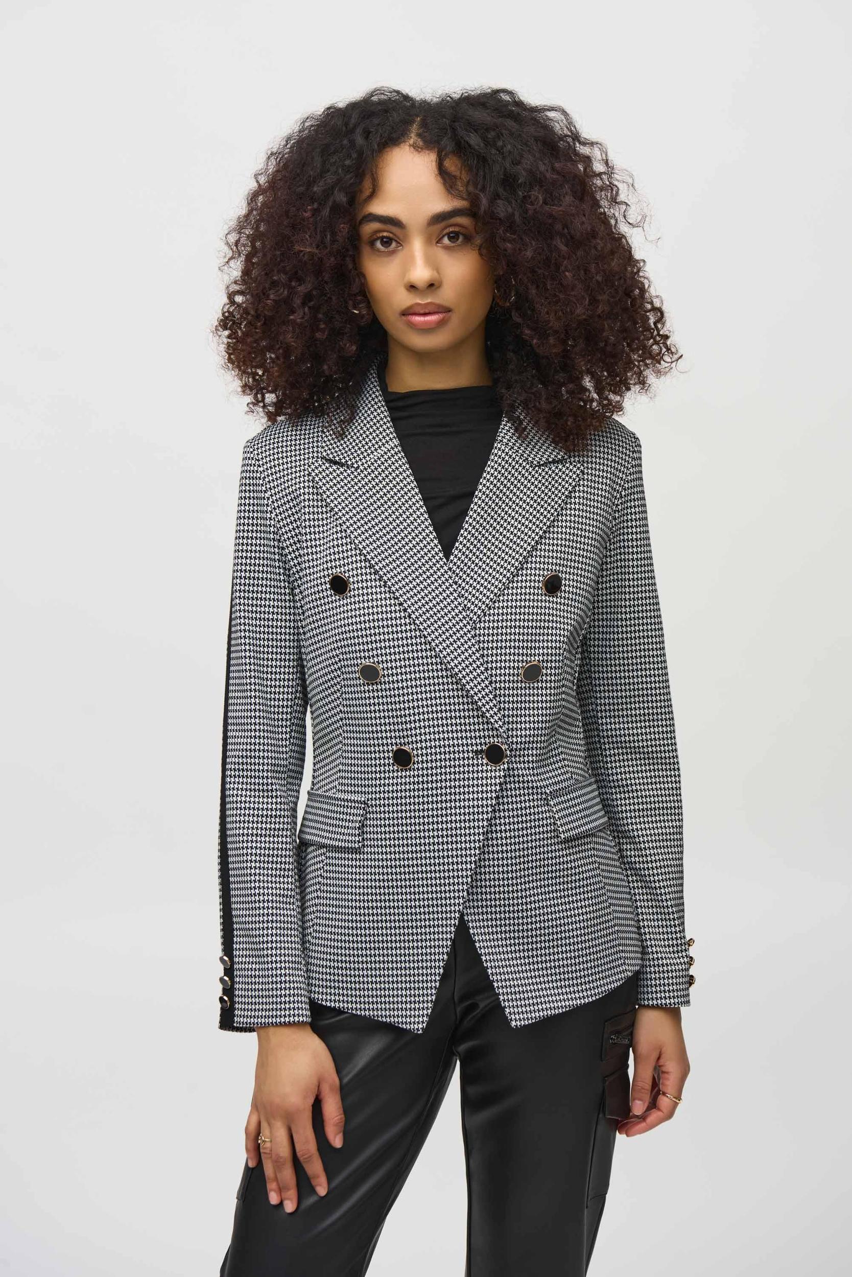 Houndstooth Jacquard Knit Fitted Blazer Product Image