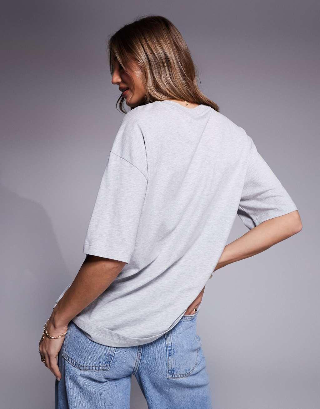 HUGO Blue oversized printed t-shirt in gray Product Image